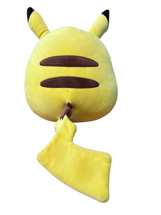 Squishmallow Pikachu