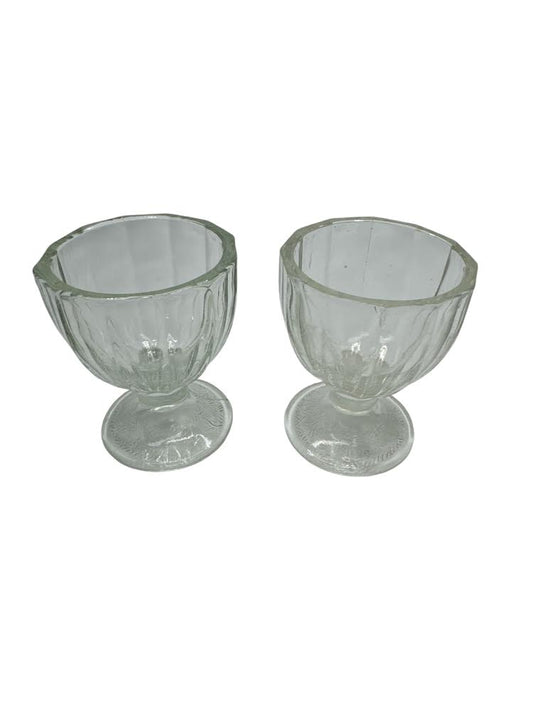 2x Clear Egg Cups