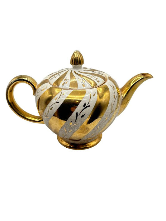 Ellgreave Rose Gold on White Teapot 2018 & Lid