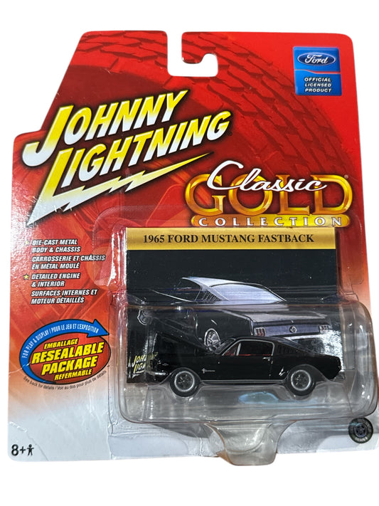 Johnny Lightning 1965 Ford Mustang Fastback
