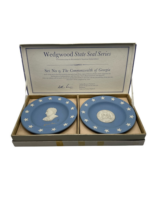 Wedgwood State Seal Series Decorative Plates