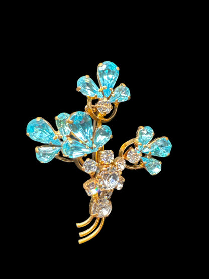 Vintage Rhinestone Flower brooch
