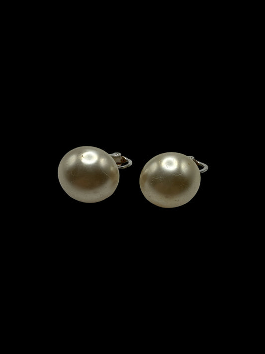Marvella Clip On Earrings