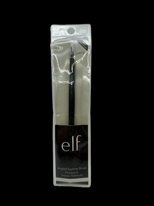 e.l.f Angled eyeliner Brush
