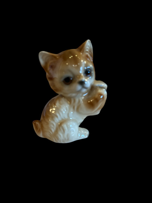 Vintage Porcelain Kitten Ornament