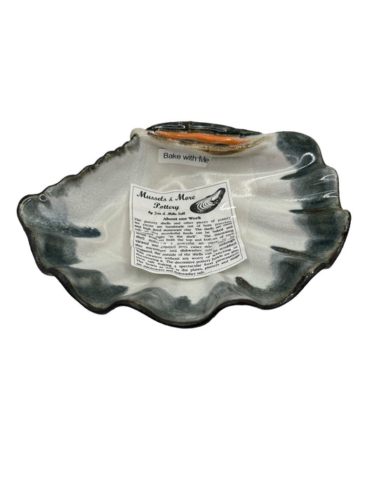 Mussels & More Clamshell Pottery Dish